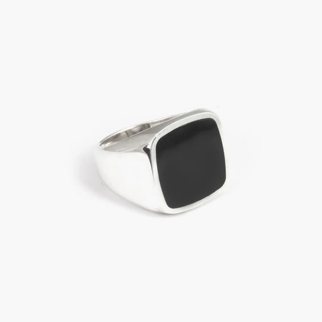 Anello chevalier quadro argento 925  smalto nero Mis.22