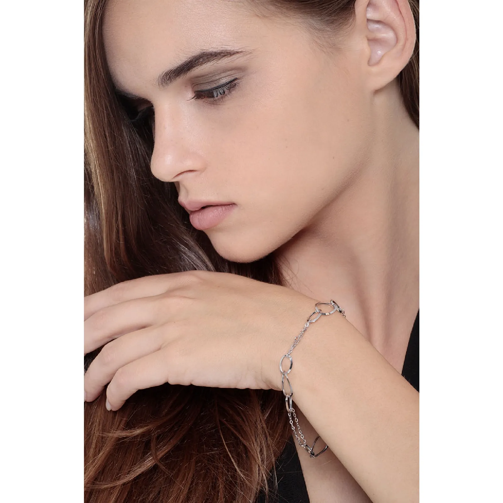 Bracciale in Oro Bianco 18k con anelli ovali, cm 19.