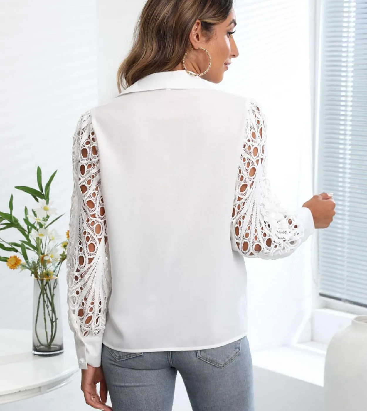Camicetta a maniche lunghe in pizzo con scollatura Camicia da ufficio da donna Moda 2022 Primavera ed estate Bottoni Top Abiti l