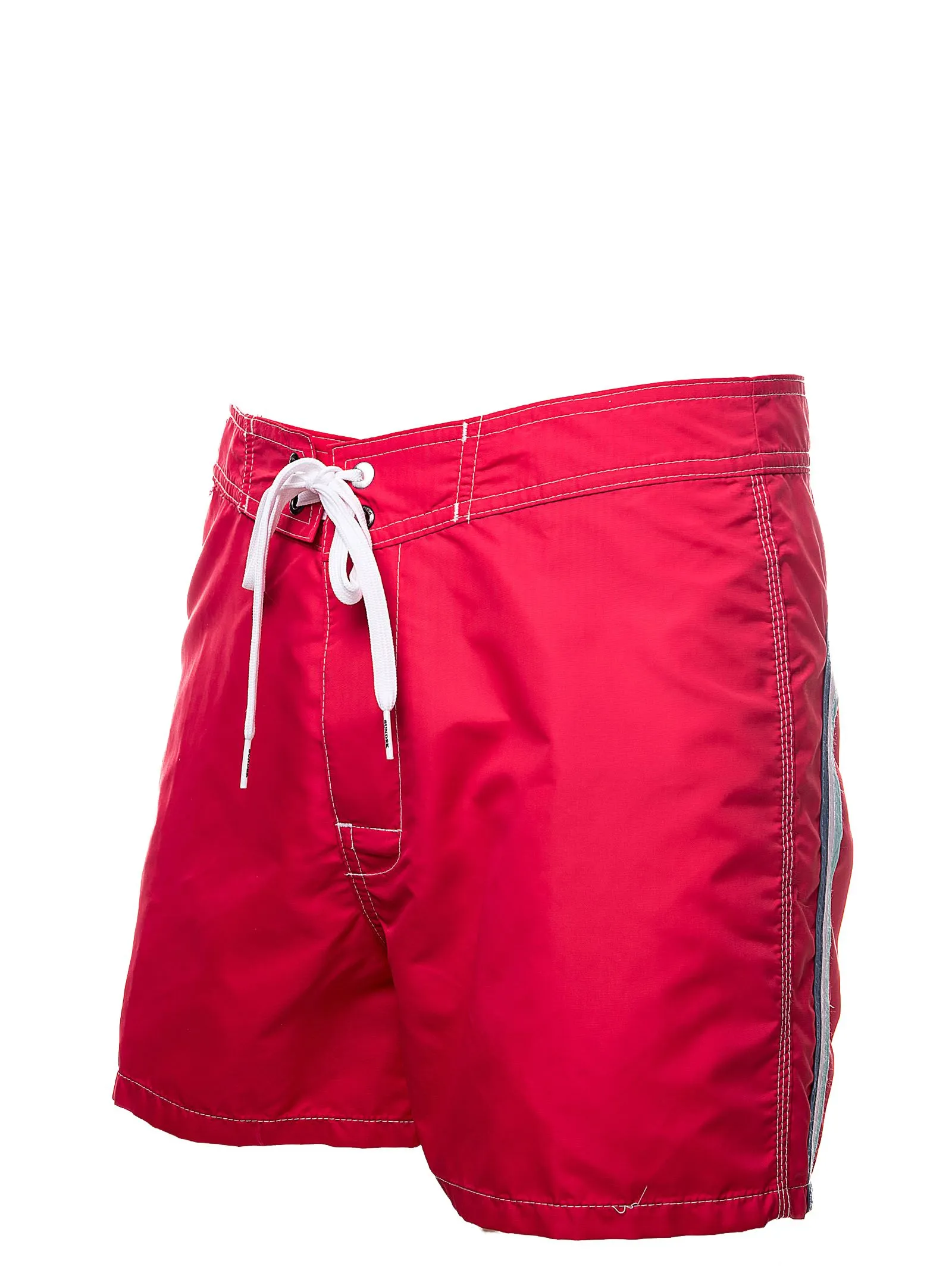 COSTUME ROSSO  CON APPLICAZIONE LOGO SUL RETRO