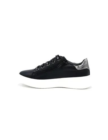 Gaelle Paris Sneaker logata in pelle  