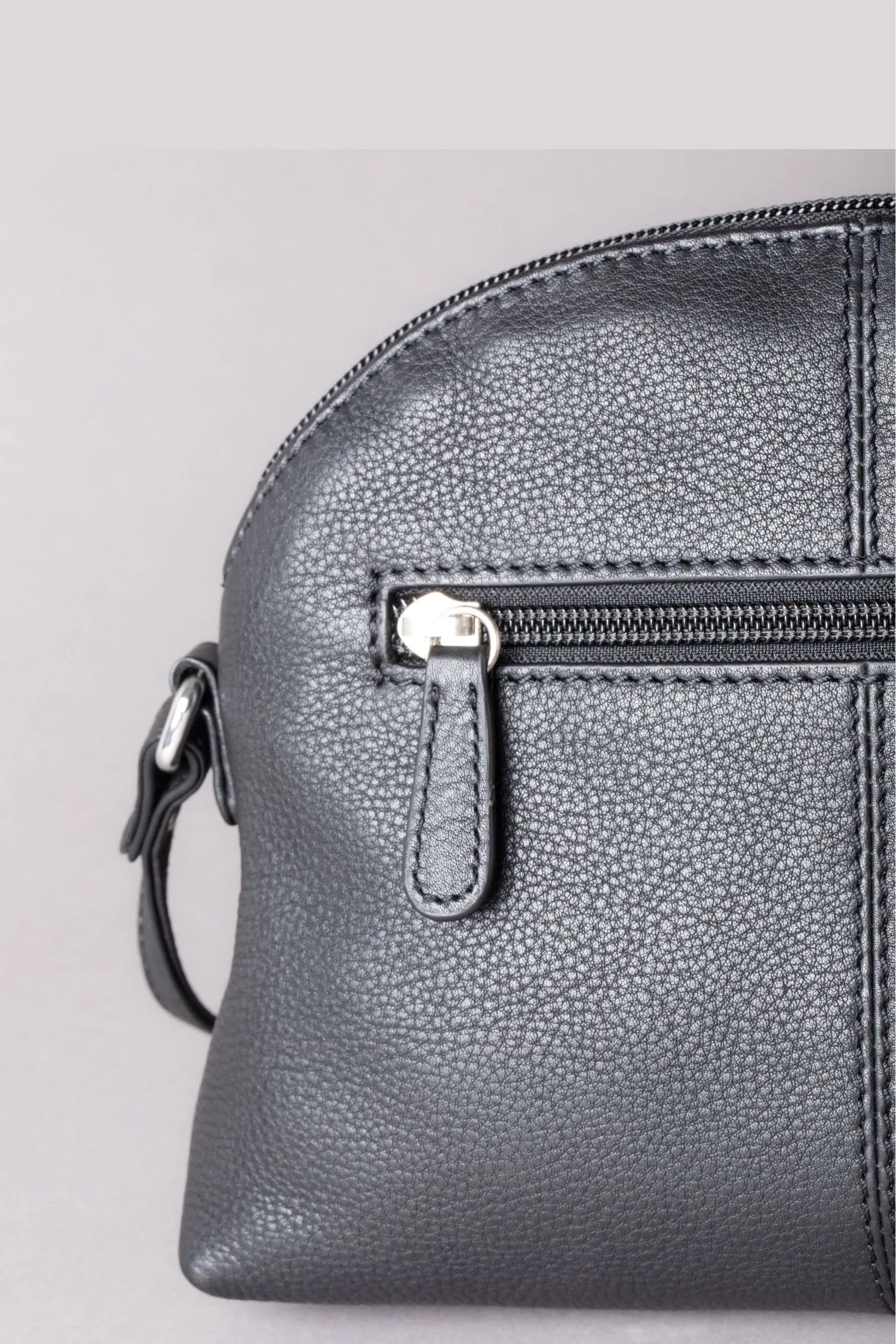 Lakeland Leather - Elterwater - Borsa a tracolla in pelle curva    