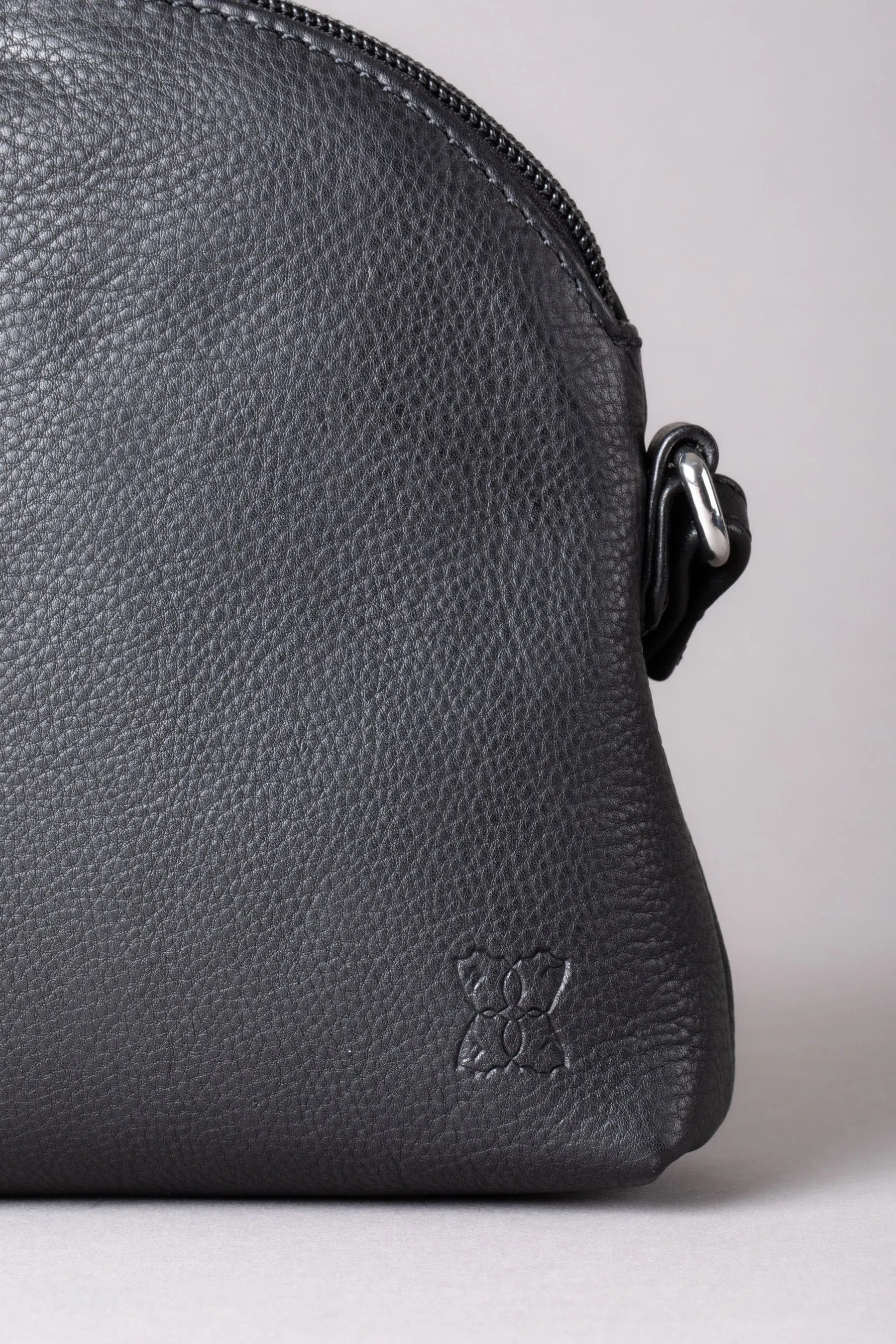 Lakeland Leather - Elterwater - Borsa a tracolla in pelle curva    