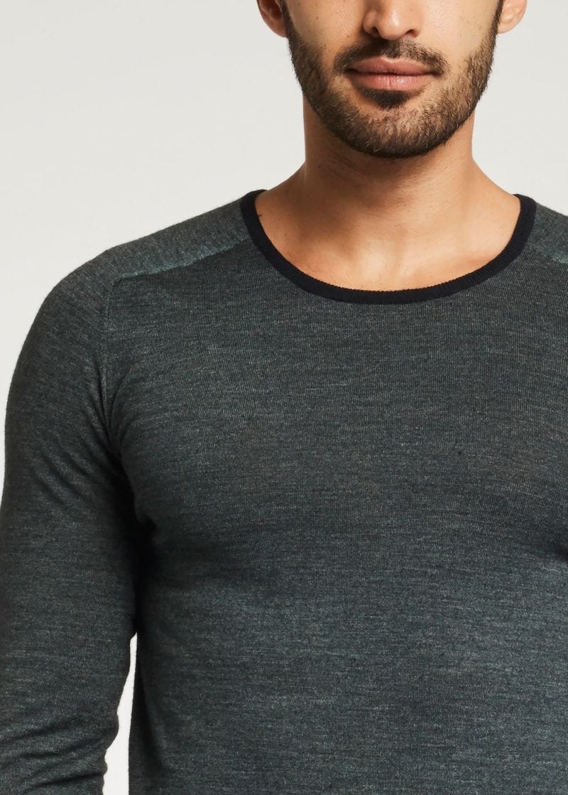 Maglione con collo a contrasto