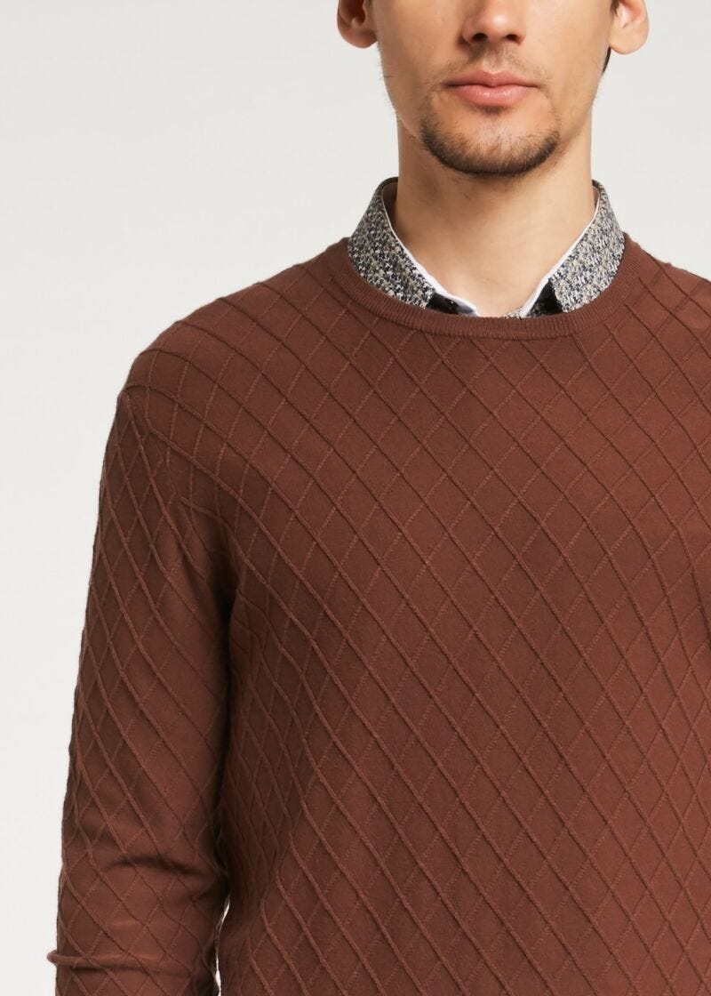 Maglione con lavorazione a rombi