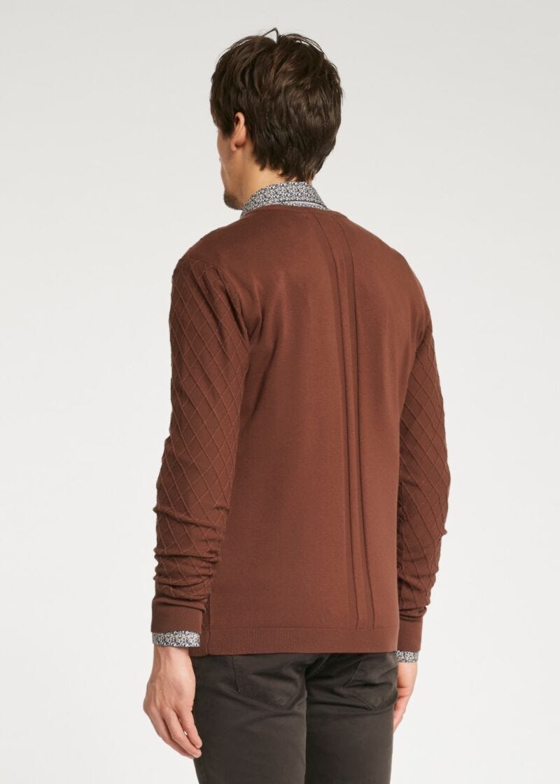 Maglione con lavorazione a rombi