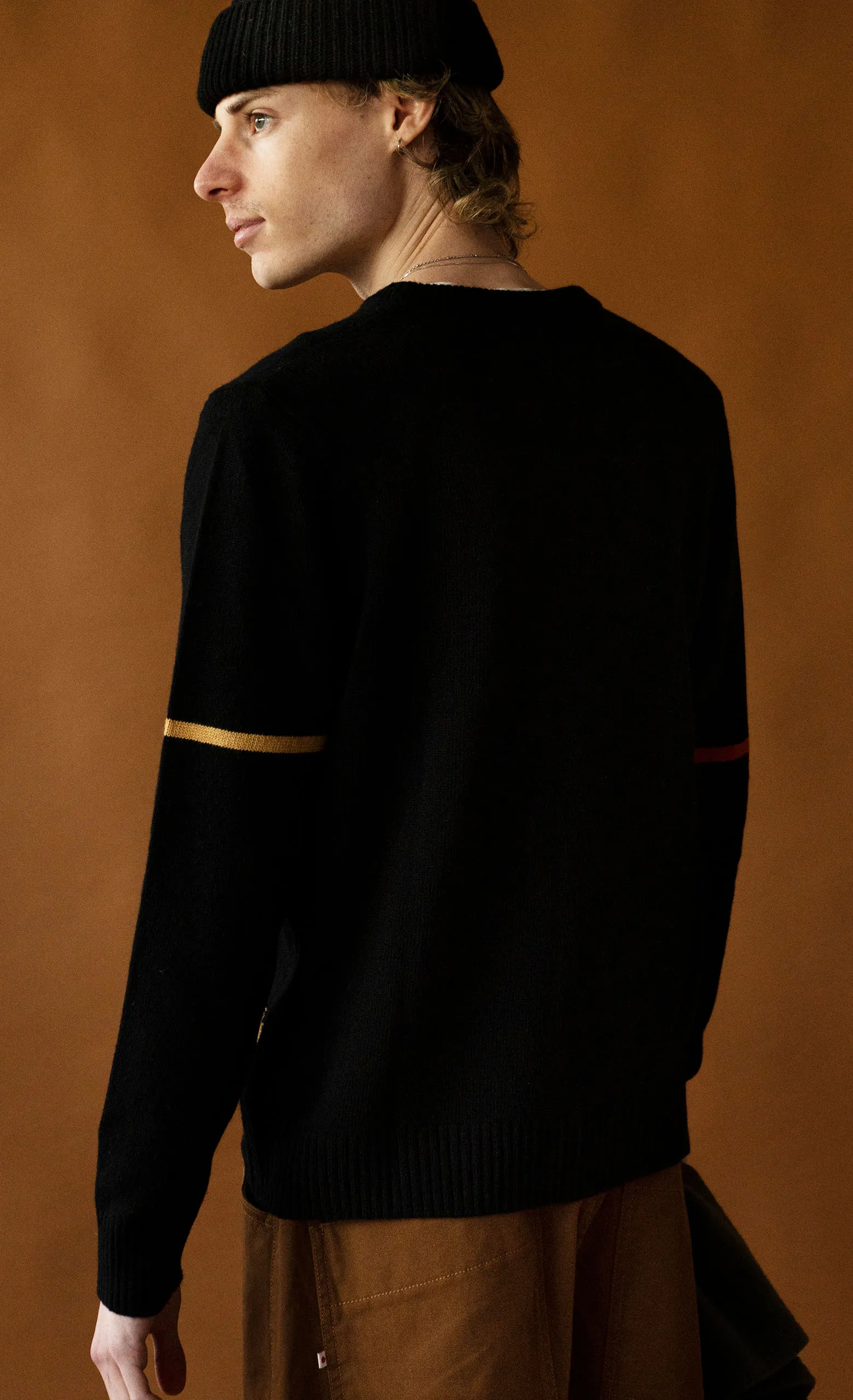 Maglione Dustin – Black Waves