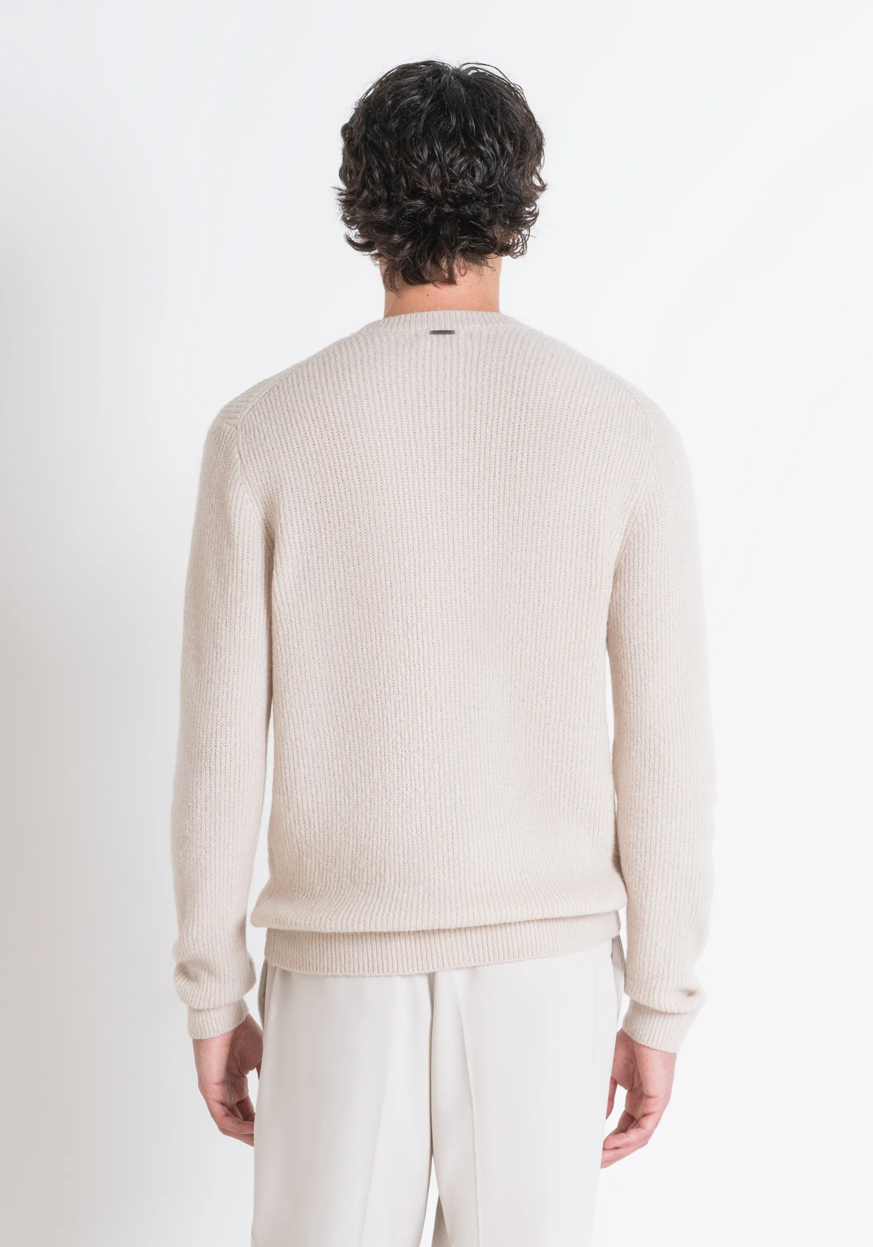 MAGLIONE REGULAR FIT IN MISTO LANA MOHAIR LAVORATO