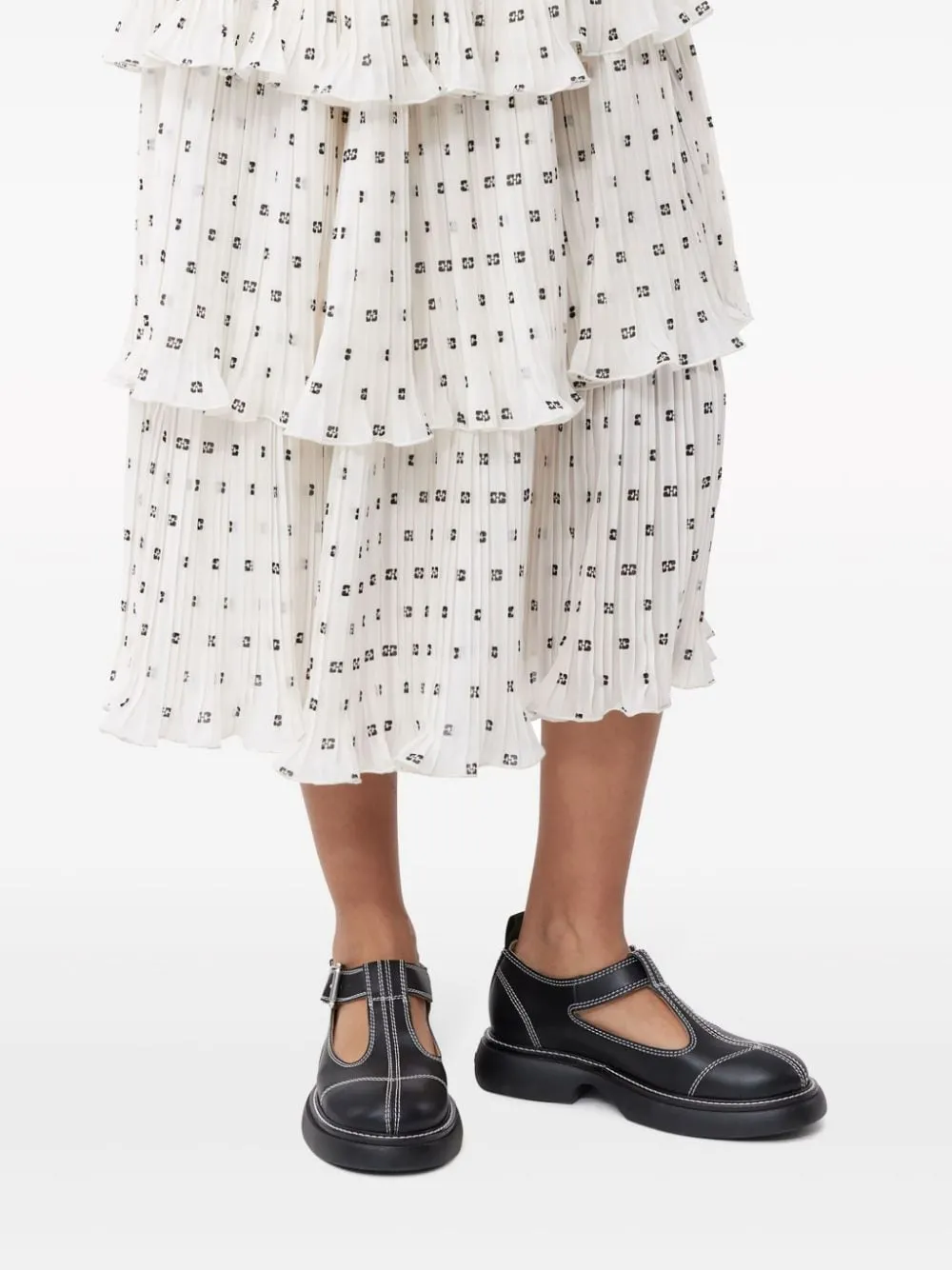 Mocassini con cut-out in nero - donna