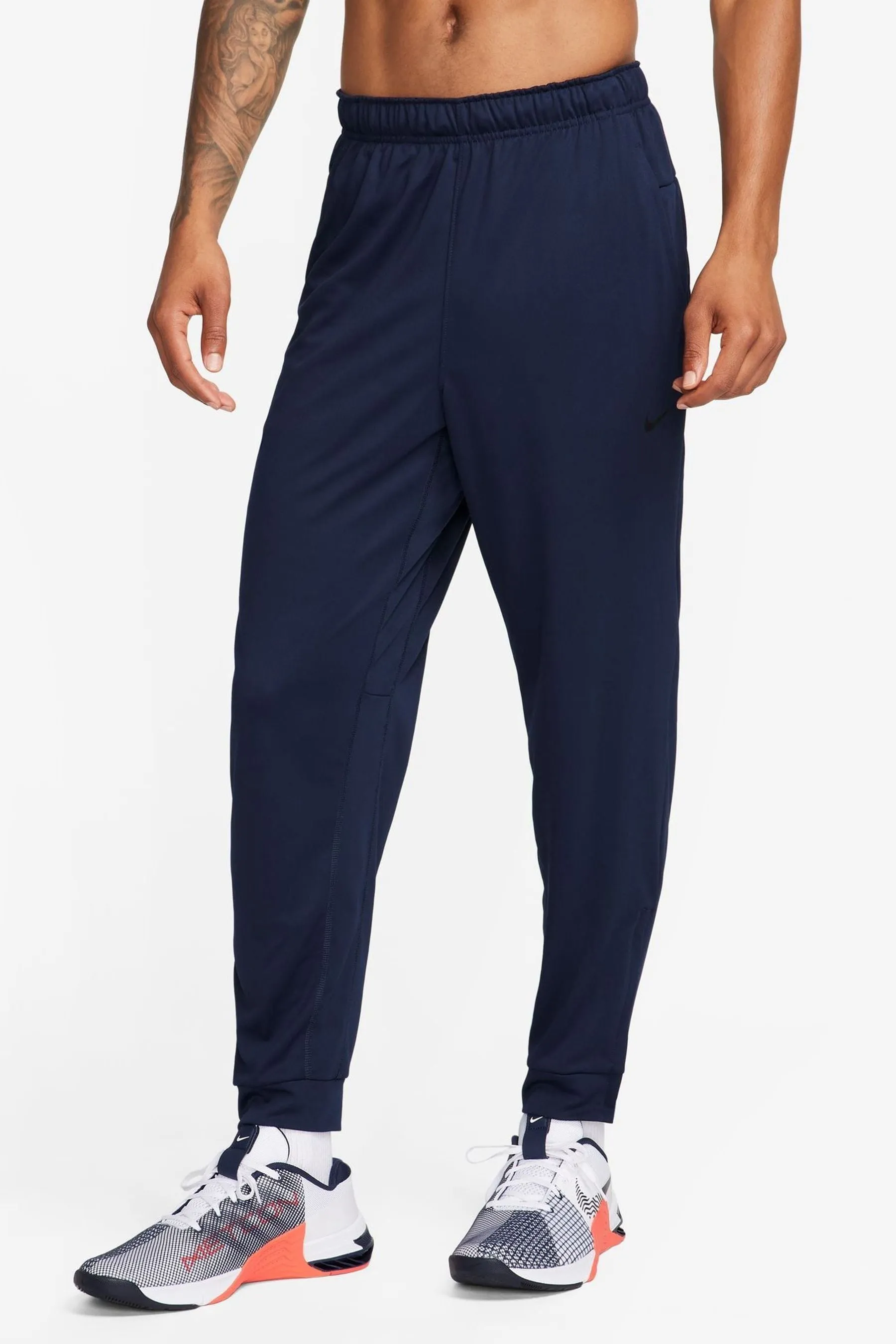 Nike - Pantaloni da jogging da allenamento Dri-FIT totale affusolata