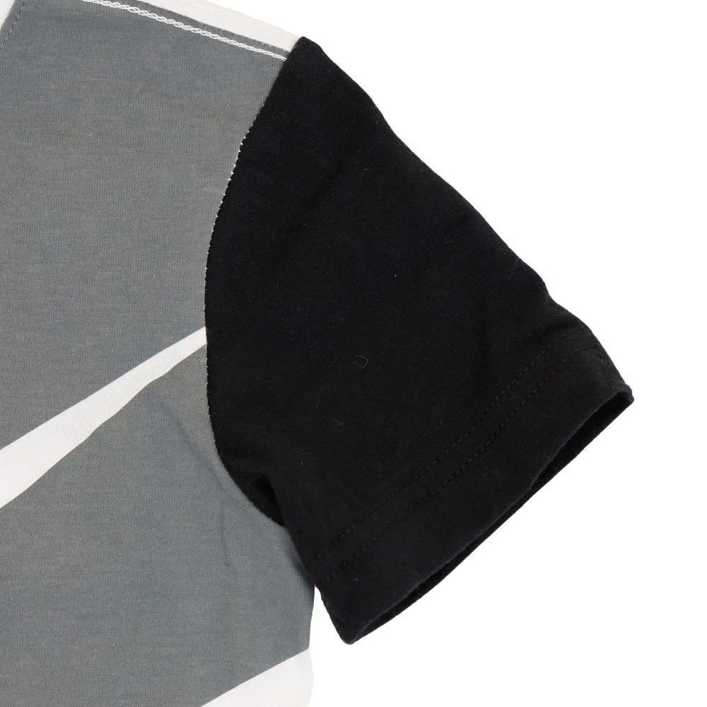 Nike - Short Sleeve Graphic T-Shirt BAMBINO - 86H407-001