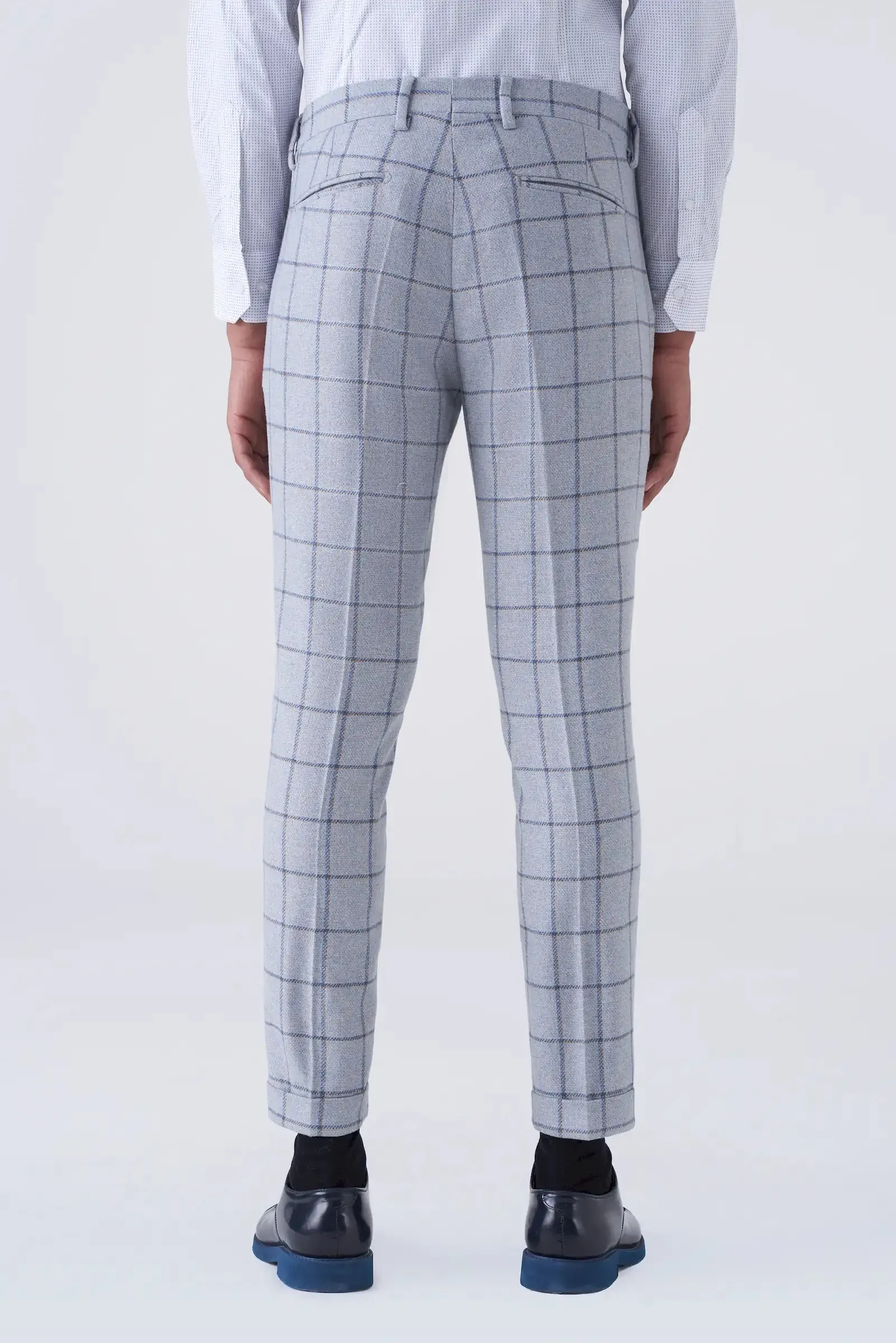Pantaloni grigio chiaro fantasia a quadri
