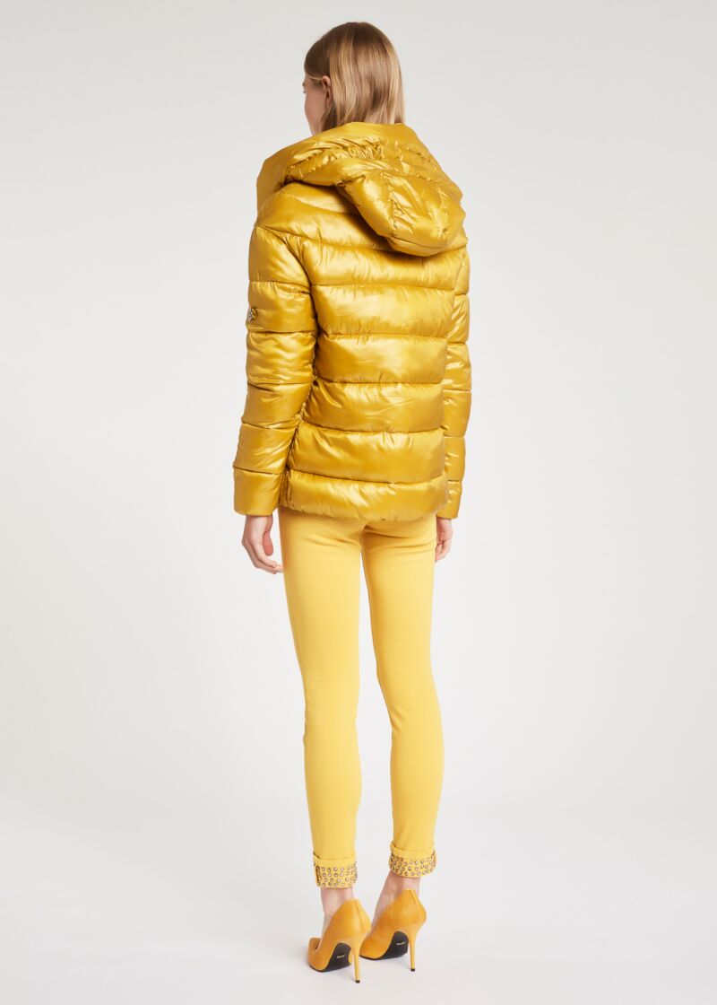 Piumino con coulisse