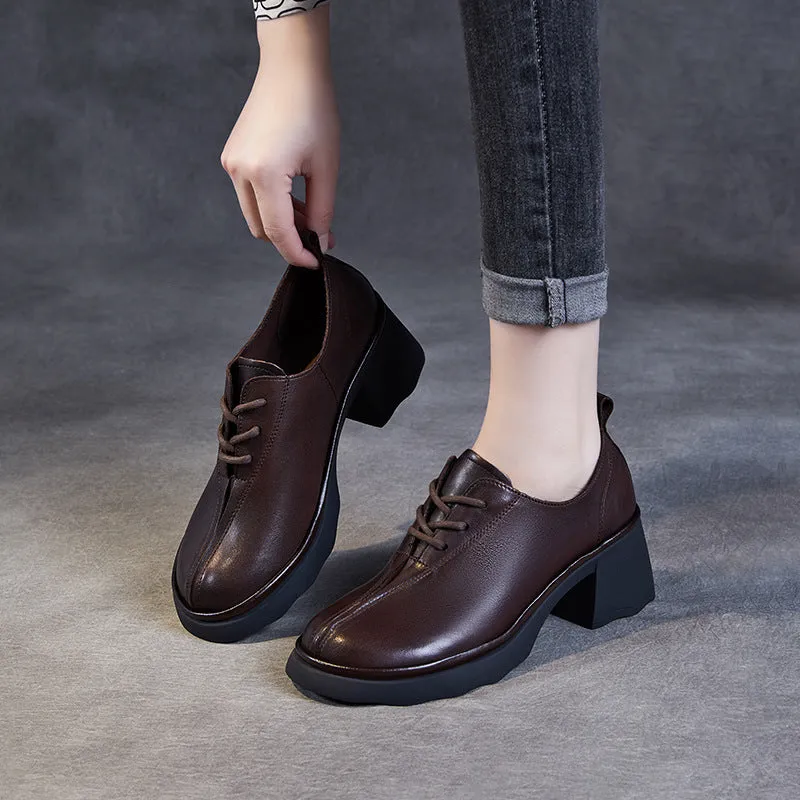 Scarpe casual da donna con tacco grosso in pelle retrò