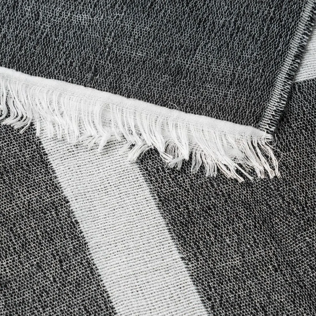 Sciarpa In Misto Lana Con Logo Jacquard