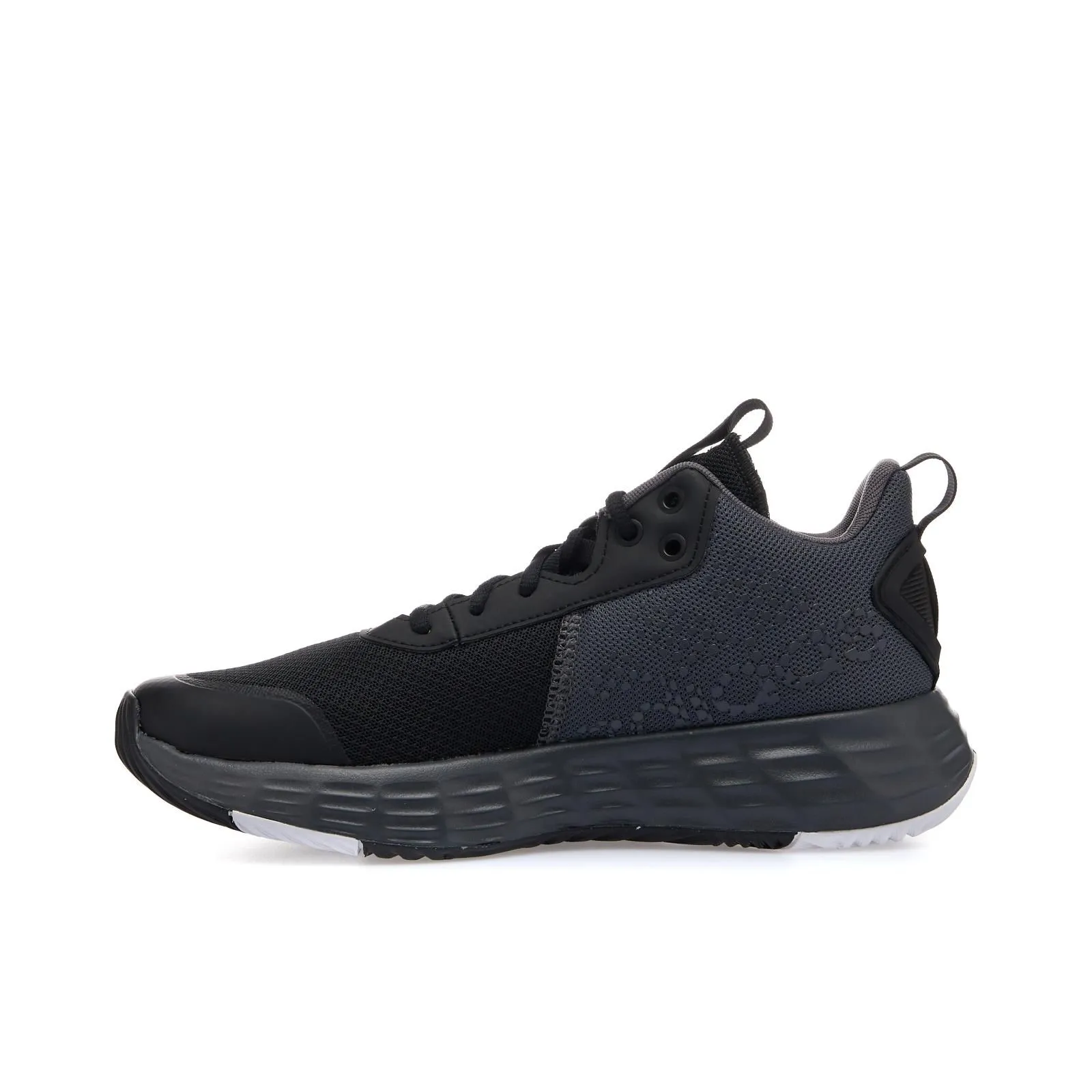 Sneaker uomo da basket nere e bianche ownthegame con suola chunky