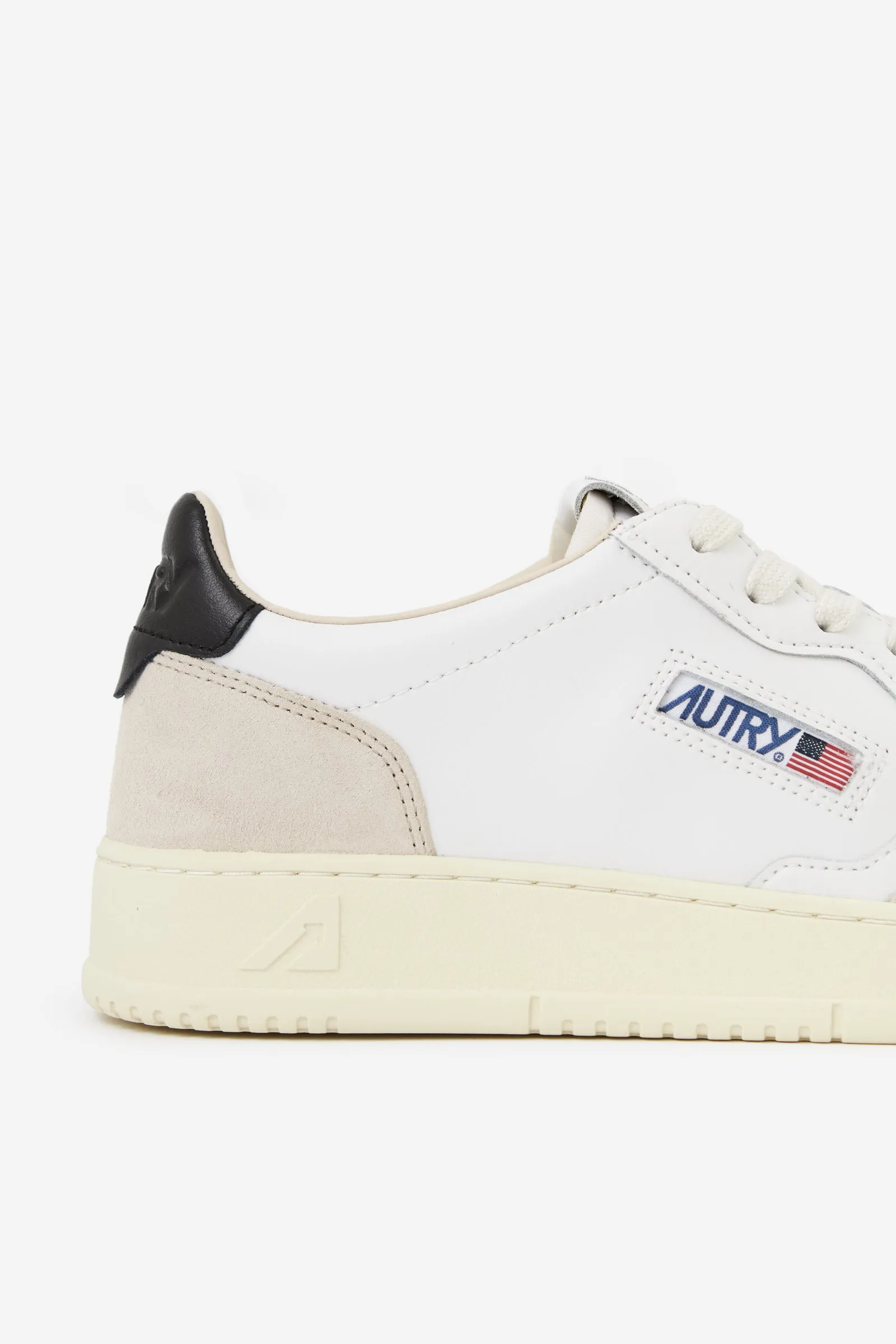 Sneakers 01 LOW in pelle bianca