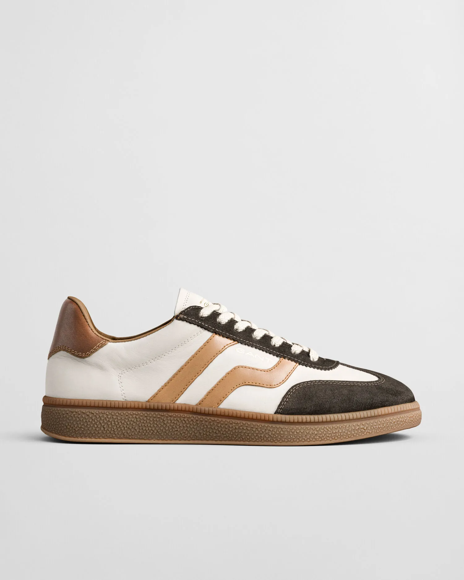 Sneakers Cuzmo in pelle e camoscio    