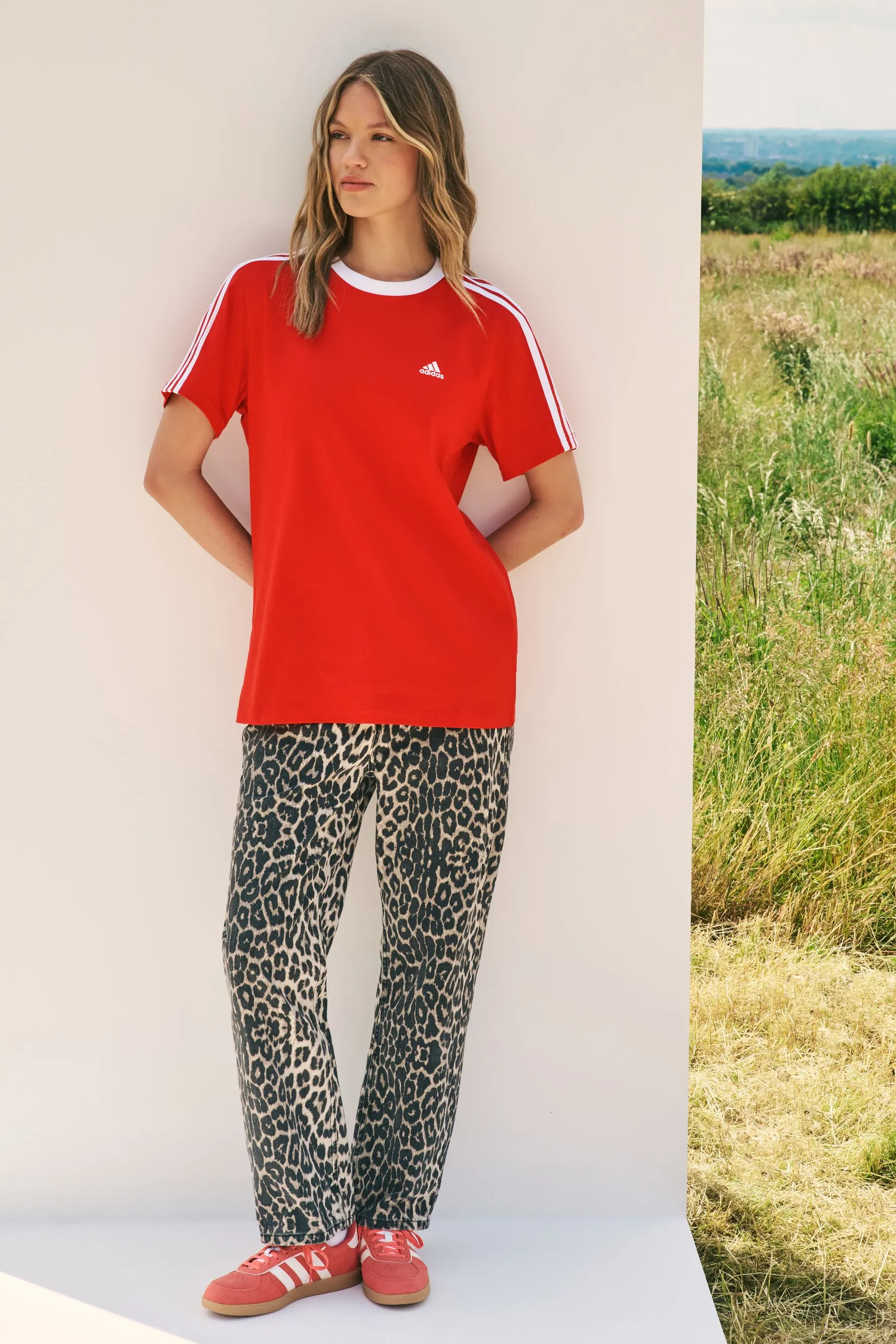 T-shirt adidas con logo 3 A righe Boyfriend