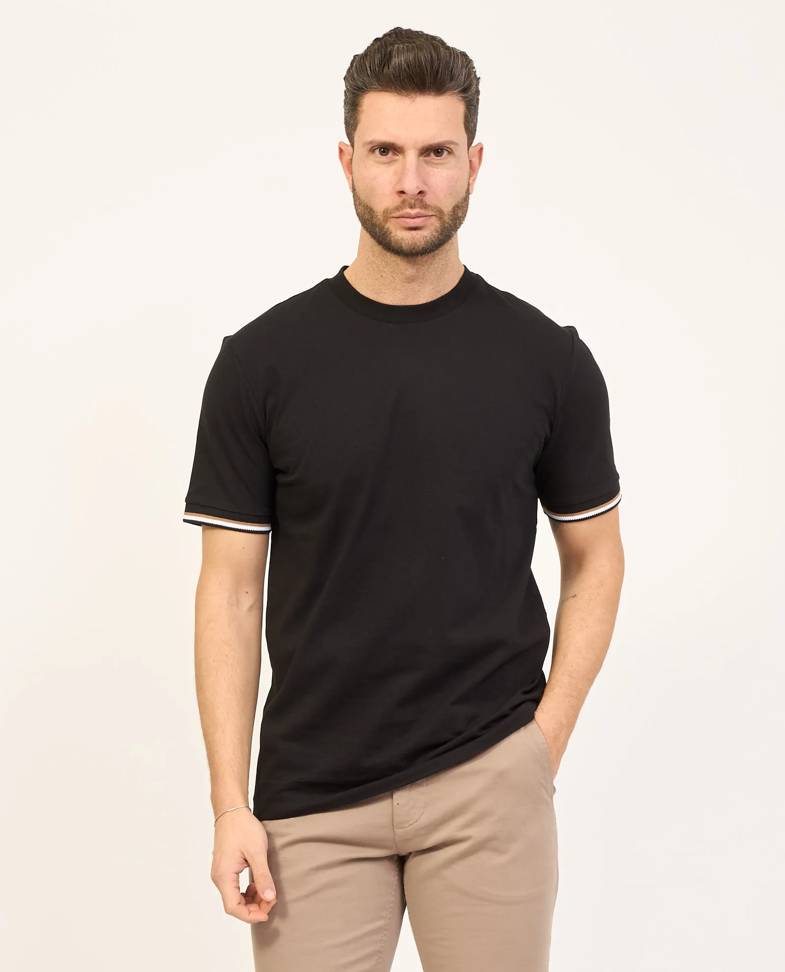 T-shirt uomo Boss girocollo con righe sulle maniche
