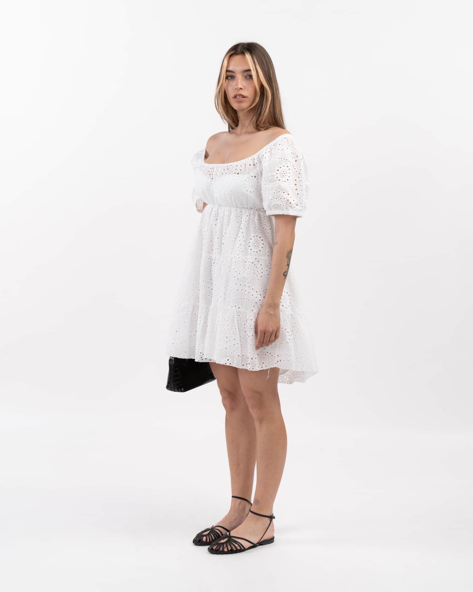 Vestito con ricami - BIANCO