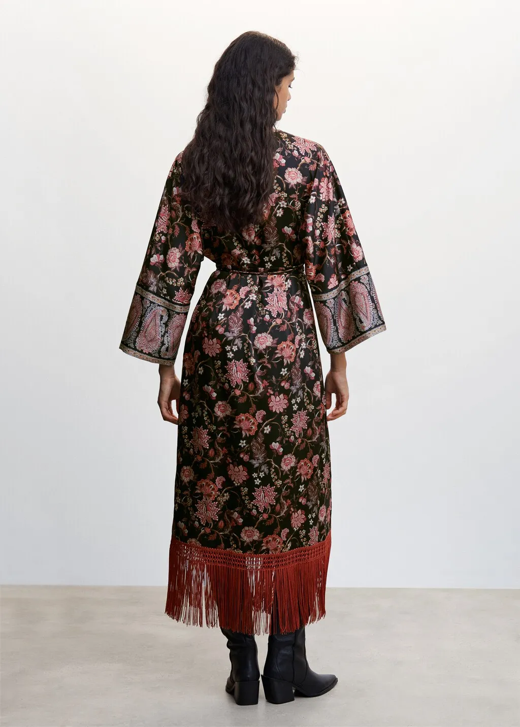Vestito frange bordo inferiore