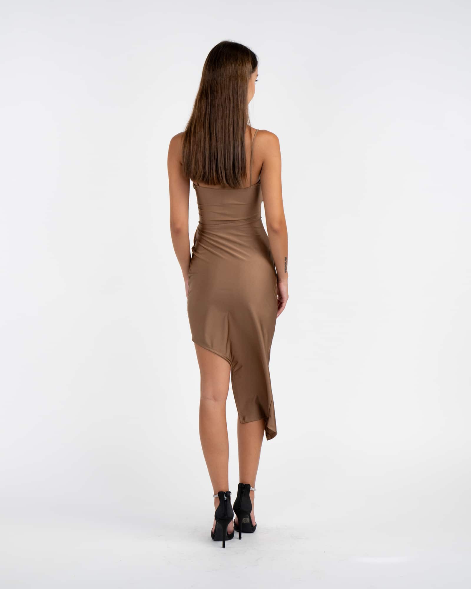 Vestito lungo con anelli - CAMMELLO